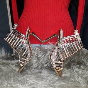 ((Listing#87)) (( NEW )) Christian Siriano Gold Heels.